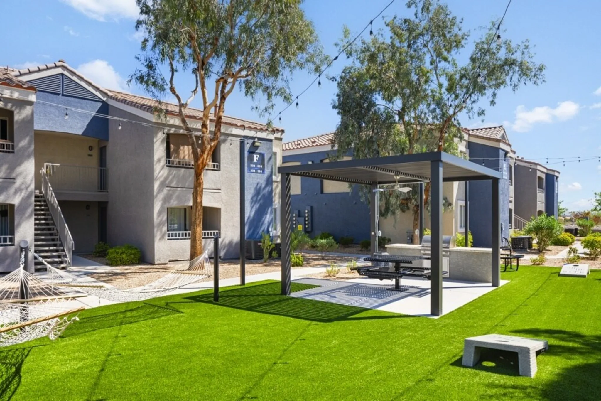 Resident lawn and pergola at SITE Summit North, Las Vegas, NV